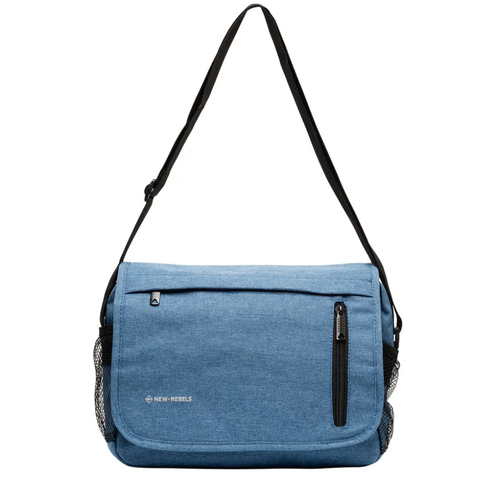 New Rebels ® Heaven25 - Medium Schoudertas A5 - Crossbodytas met flap - Soft Blauw