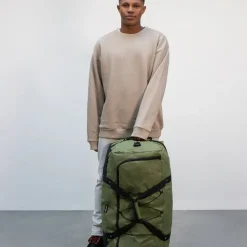 New Rebels Airmont Newark Olijf 110L Rollable Trolley Weekendtas Waterafstotend