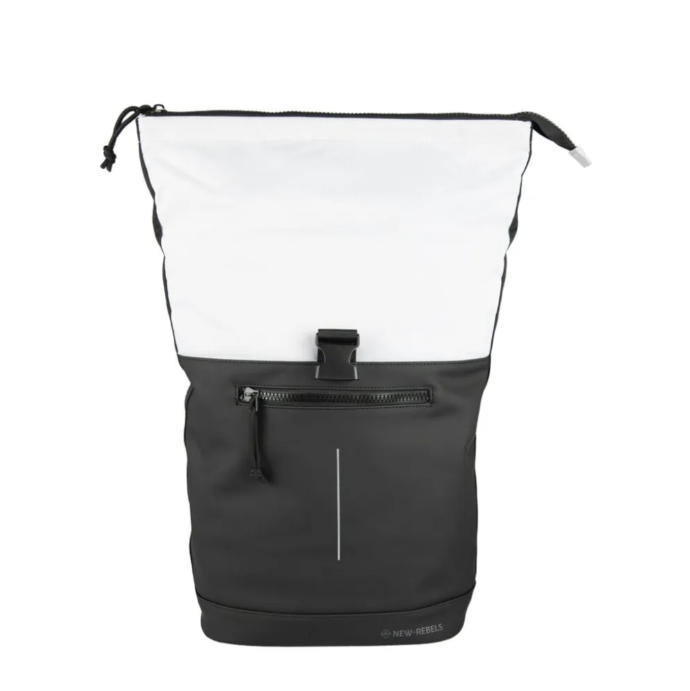 New Rebels Backham New York Zwart Reflectie 21L Rolltop Rugzak Waterafstotend Laptop 15.6"