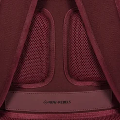 New Rebels Bruce Milwaukee Burgundy 18L Rugzak Waterafstotend Laptop 15.6