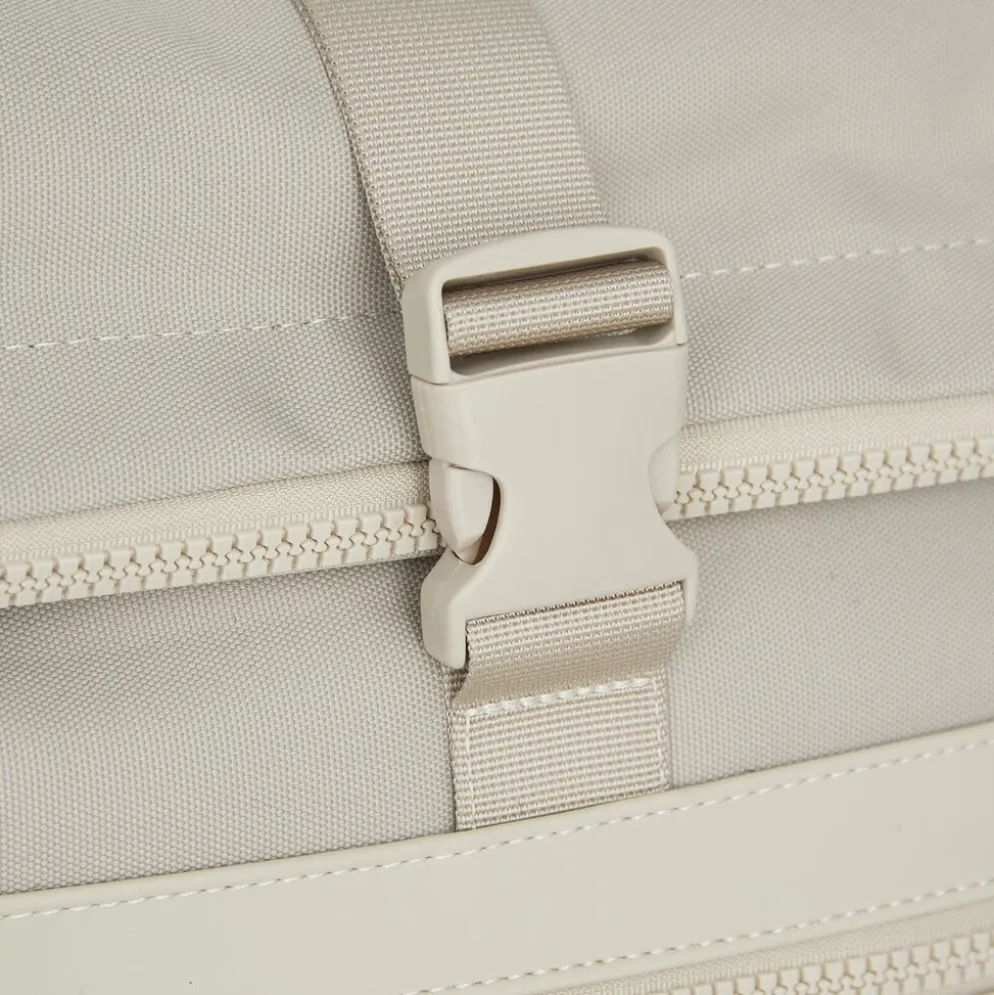 New Rebels Bruce New York Beige 21L Rolltop Rugzak Waterafstotend Laptop 15.6"