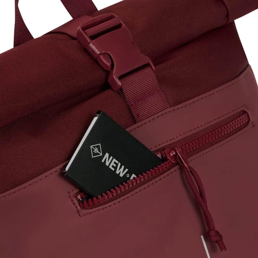 New Rebels Bruce New York Burgundy 21L Rolltop Rugzak Waterafstotend Laptop 15.6"