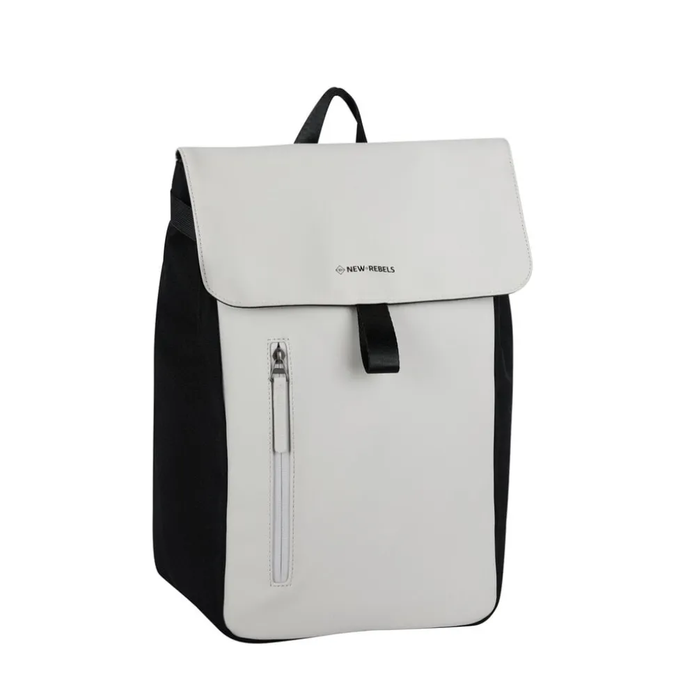 New Rebels Ceres Dothan Zwart Lichtgrijs 15L Rugtas met Flap Waterafstotend Laptop 15.6"