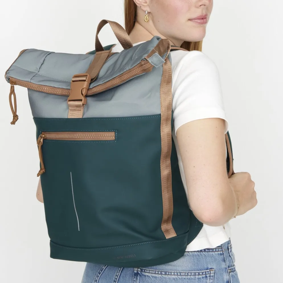 New Rebels Ferron New York Rolltop Rugzak 16L – Rolltop Werktas / Schooltas Laptop Rugtas Petrol