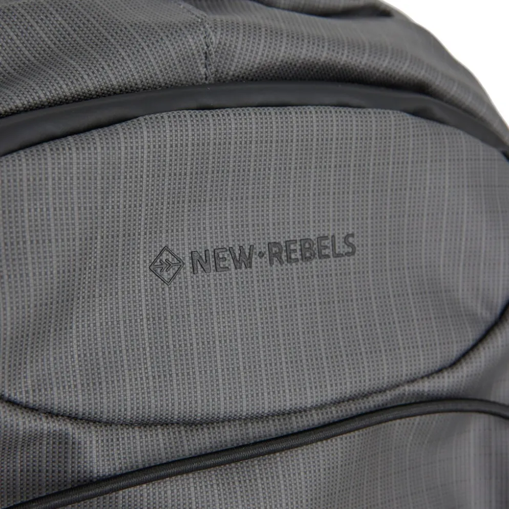 New Rebels Hugo Brentwood Waterdichte Lichtgewicht Rugtas Wandelrugzak 11 liter