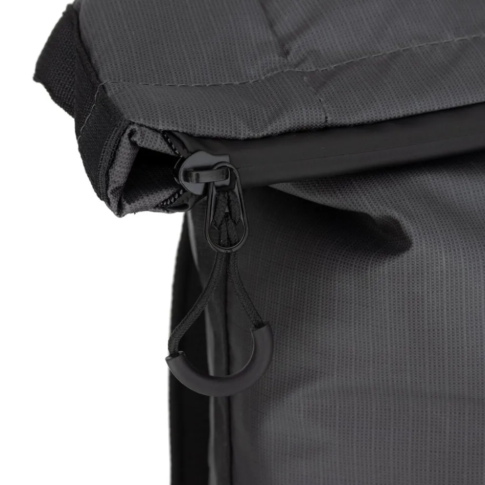 New Rebels Hugo New York 17L Waterafstotende Rolltop Rugtas Zwart