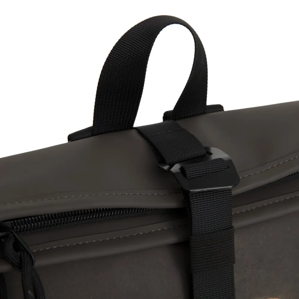 New Rebels Mart Art Los Angeles Pearl Girl Vermeer Rolltop Rugtas