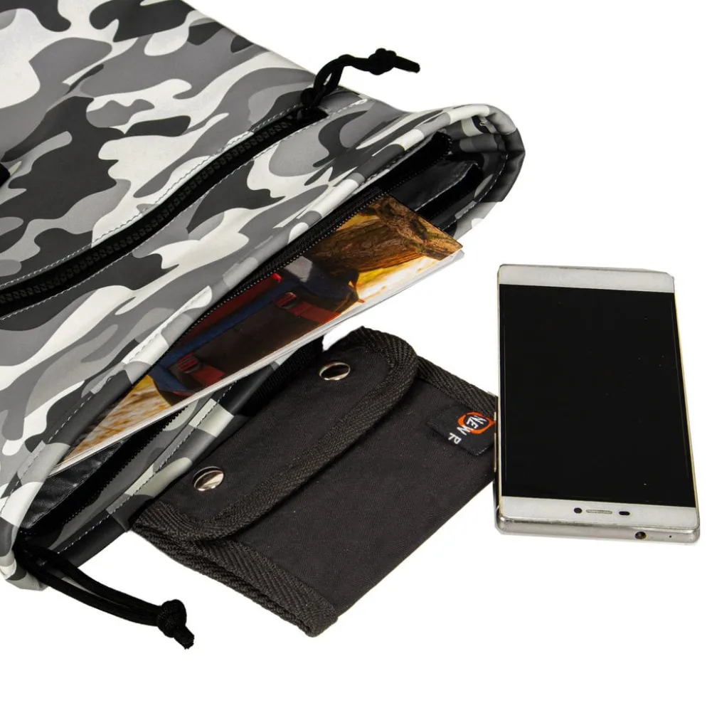 New Rebels Mart Los Angeles Camouflage Army 7L Rugtas Rolltop Waterafstotend