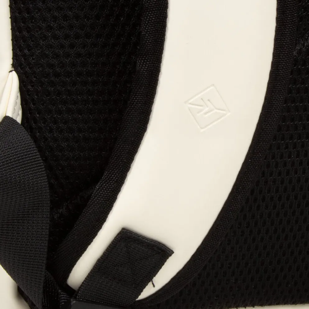 New Rebels Mart New York Off White 21L Rugtas Rolltop Waterafstotend Laptop 15.6"