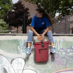 New Rebels Mart New York Burgundy 21L Rugtas Rolltop Waterafstotend Laptop 15.6