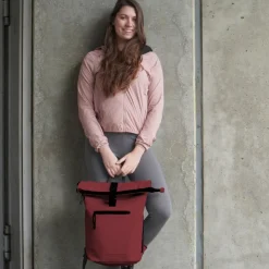 New Rebels Mart New York Burgundy 21L Rugtas Rolltop Waterafstotend Laptop 15.6