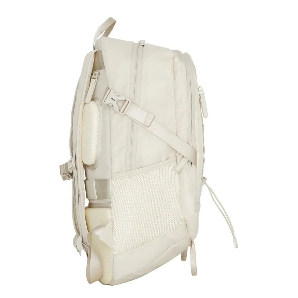 New Rebels Trondheim Hurlock Rugzak Rond Beige