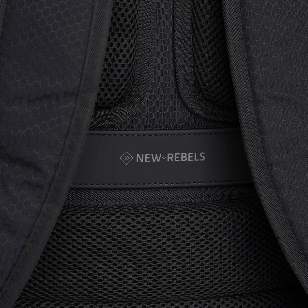 New Rebels Trondheim Rugzak – Laptop Rugtas 15,6 inch – Schooltas & Werktas – Waterafstotend – 18L – Nylon/PU – Zwart