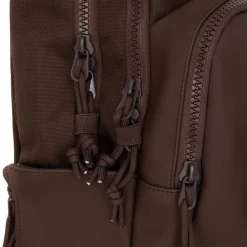 New Rebels William Milwaukee 18 L Laptoprugzak – Waterafstotend PU, Geschikt voor 15,6″ Laptop Mocca